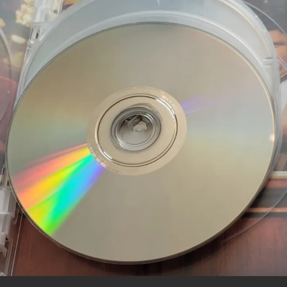 Cheers The Complete First Season 1 (4-DVD Set, Region 1) - Picture 7 of 7